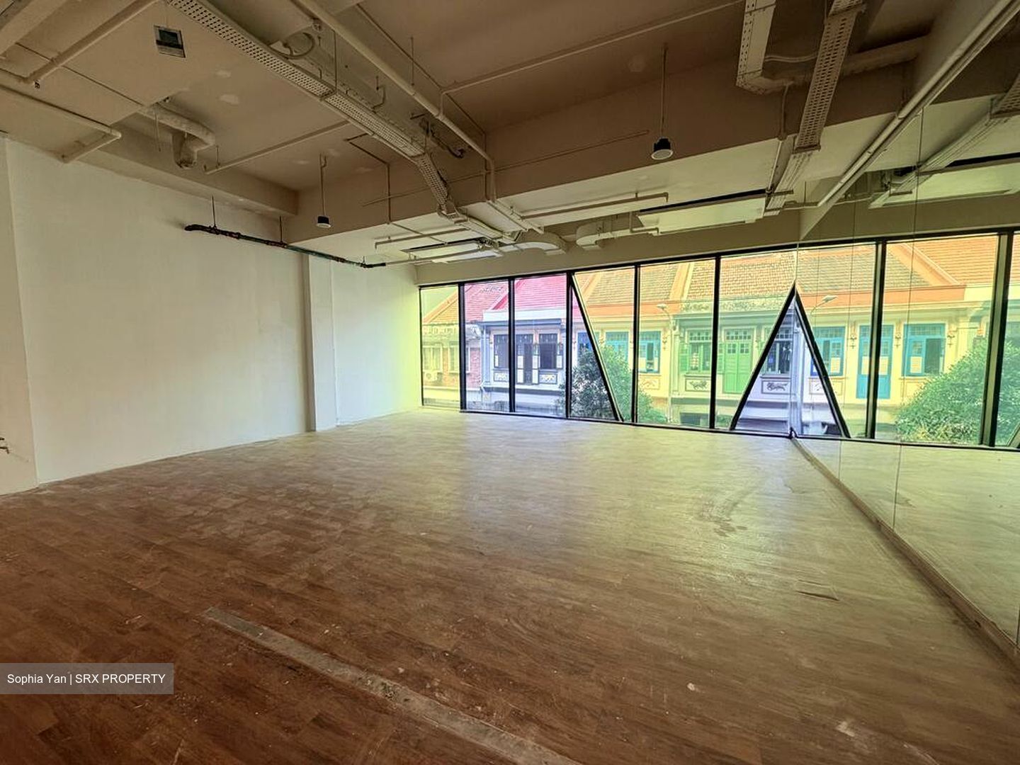 Trio (D8), Shop House #582257741